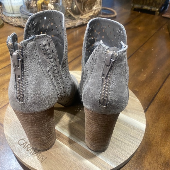 Carlos Santana booties size 6 - Picture 3 of 4